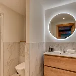 샬레 Diard, Detached Chalet, Alpes Agency, Sleeps 6 To 8 *