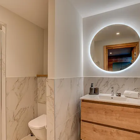 בקתה Diard, Detached Chalet, Alpes Agency, Sleeps 6 To 8 *